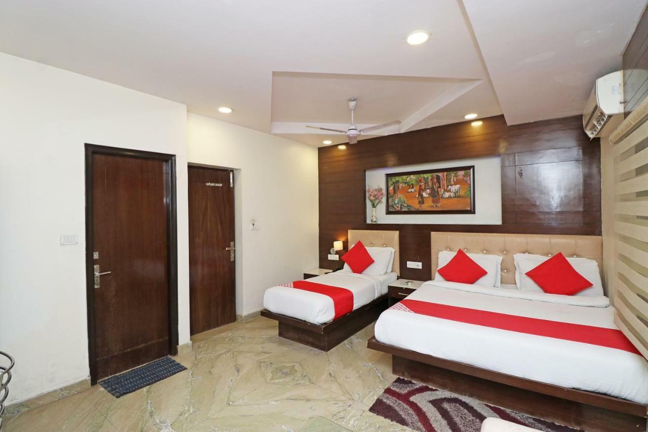 Oyo 30698 Hari Om Guest House Jadabpur Exterior photo