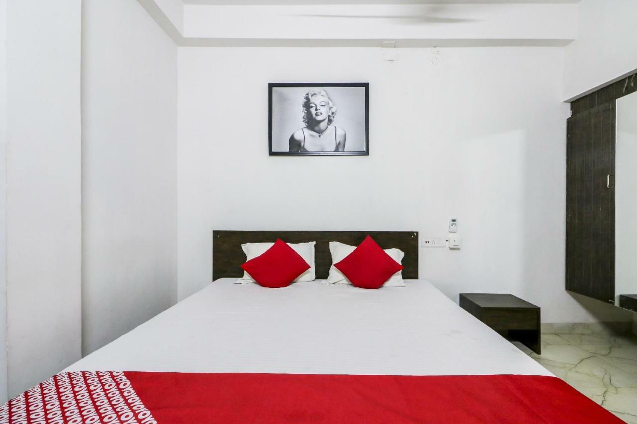 Oyo 30698 Hari Om Guest House Jadabpur Exterior photo